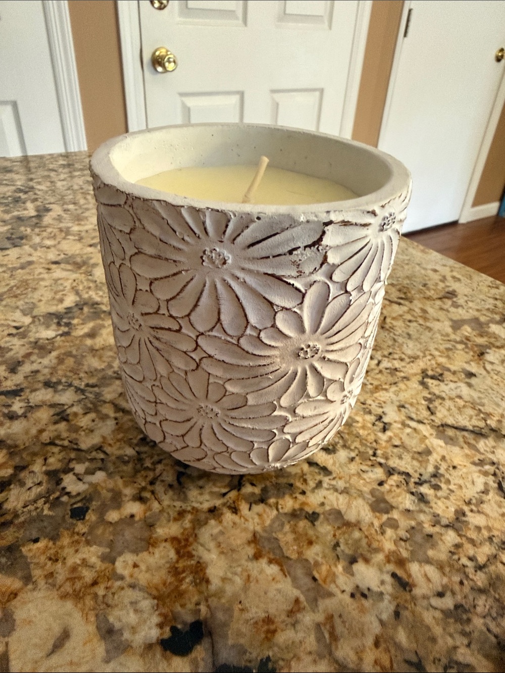 Flower candle